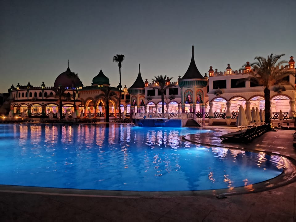 Außenansicht Kamelya Aishen Club