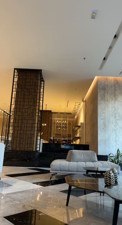 Lobby Hotel Theartemis Palace