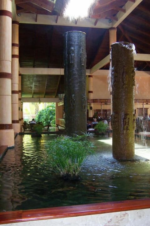 Eingangshalle mit offenem Dach Grand Palladium Select Bávaro Resort & Spa