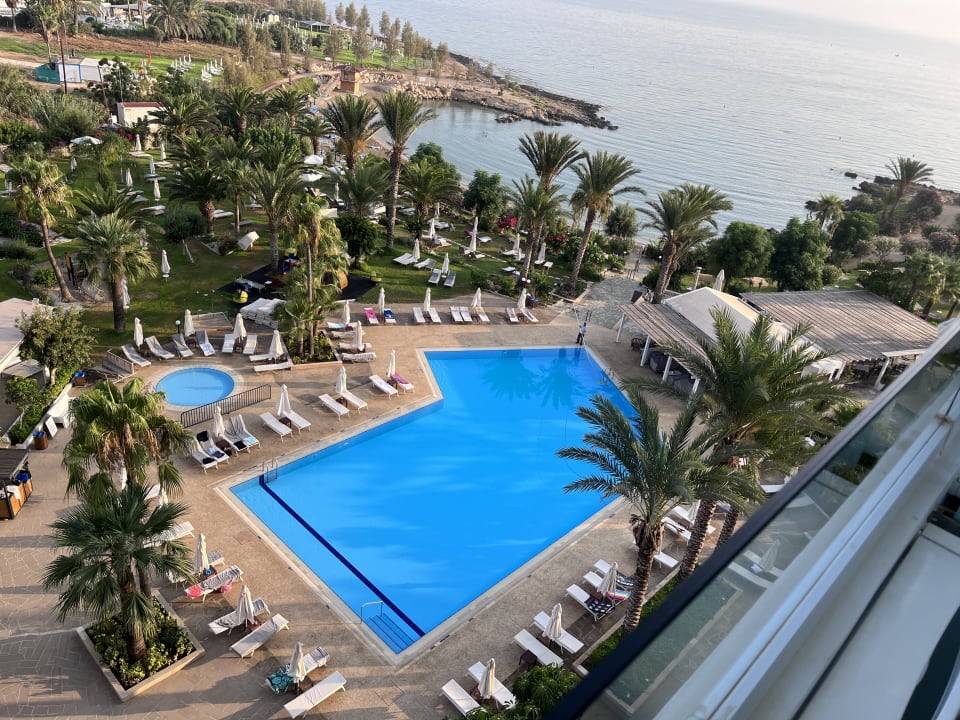 Pool Crystal Springs Beach Hotel