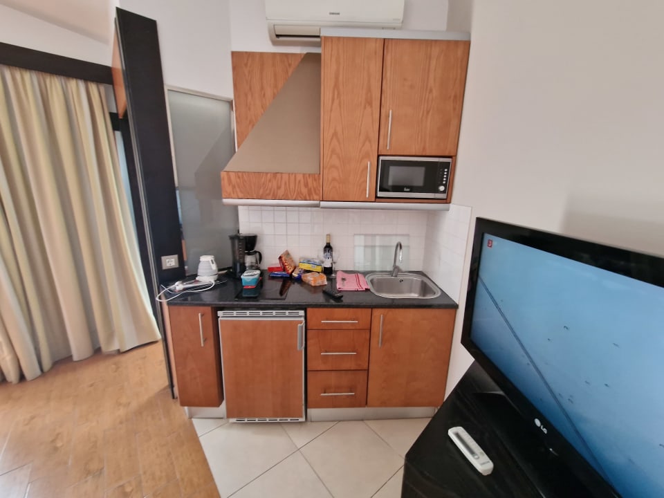 Zimmer HL Miraflor Suites Hotel