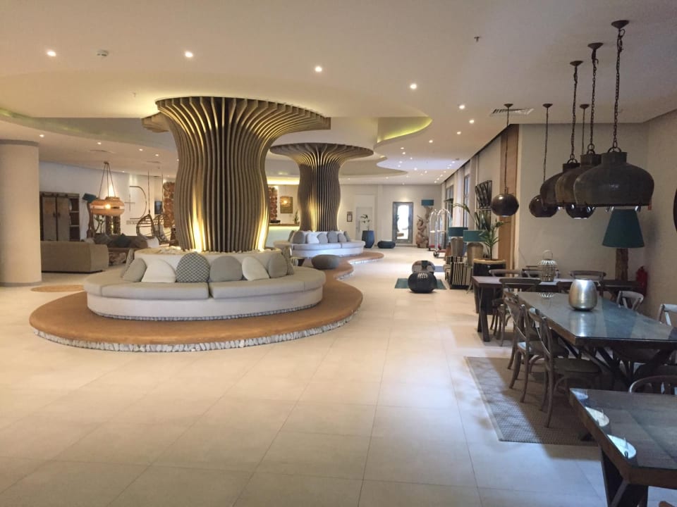 Lobby Design Plus Seya Beach Hotel