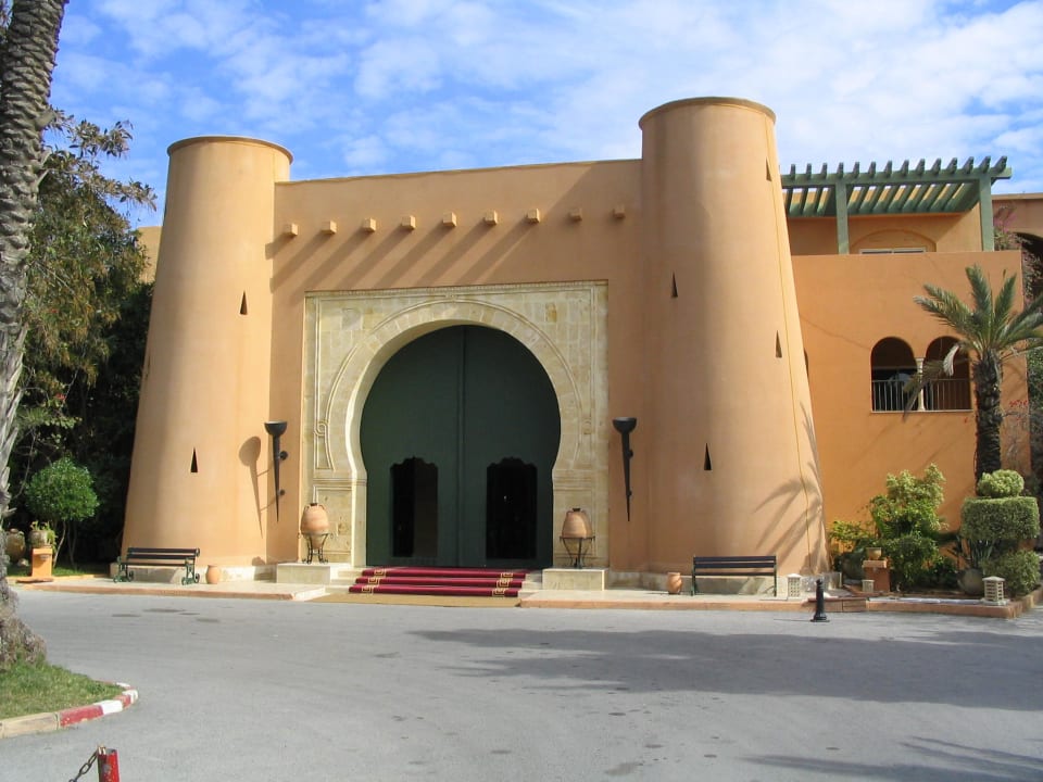 Eingang der "Berber-Festung" El Ksar Resort & Thalasso