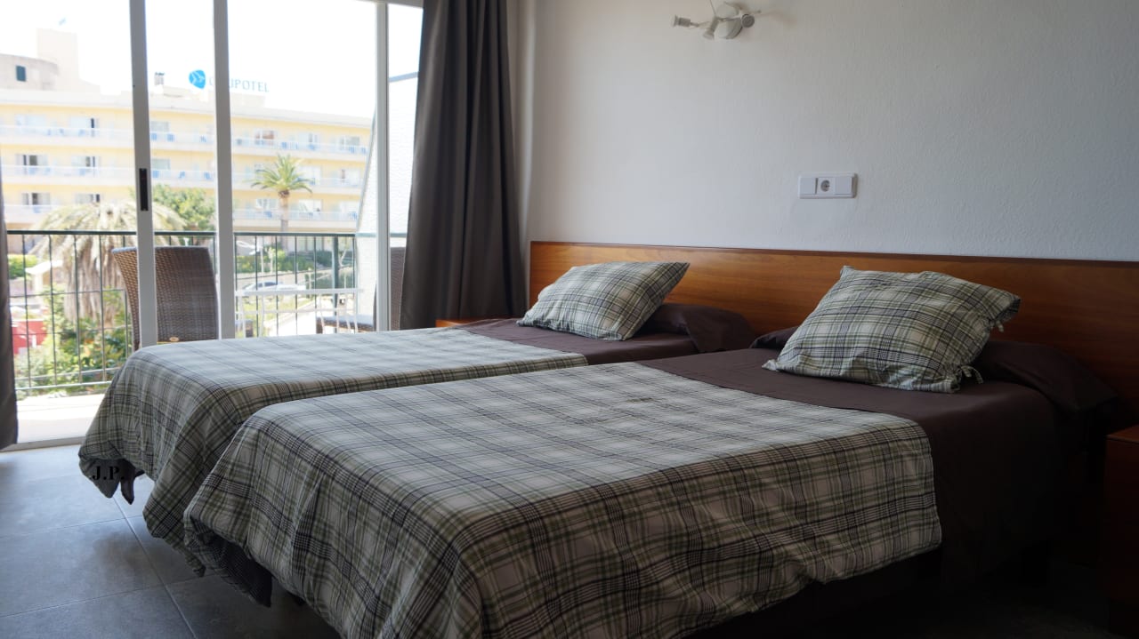 Zimmer Hostal Villa Cati