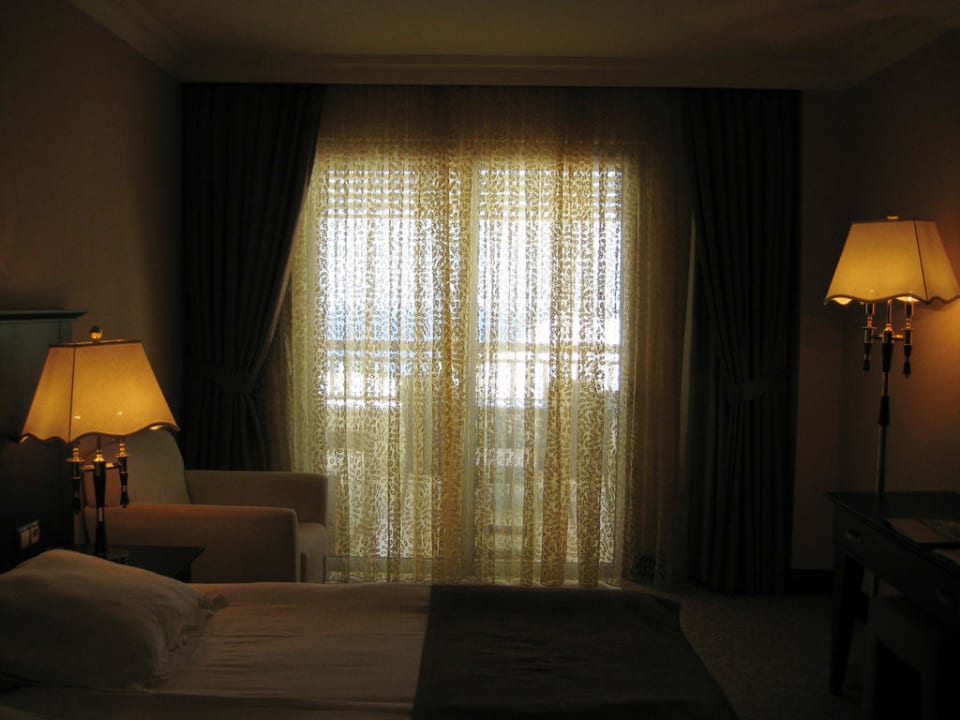 Deluxe Room Latanya Park Resort