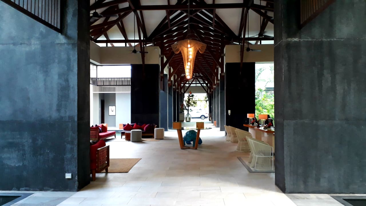 Lobby Eden Bleu Hotel