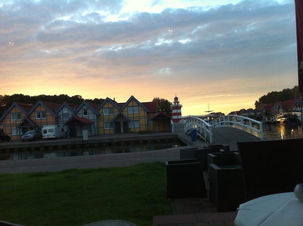 Sonnenuntergang Precise Resort Hafendorf Rheinsberg