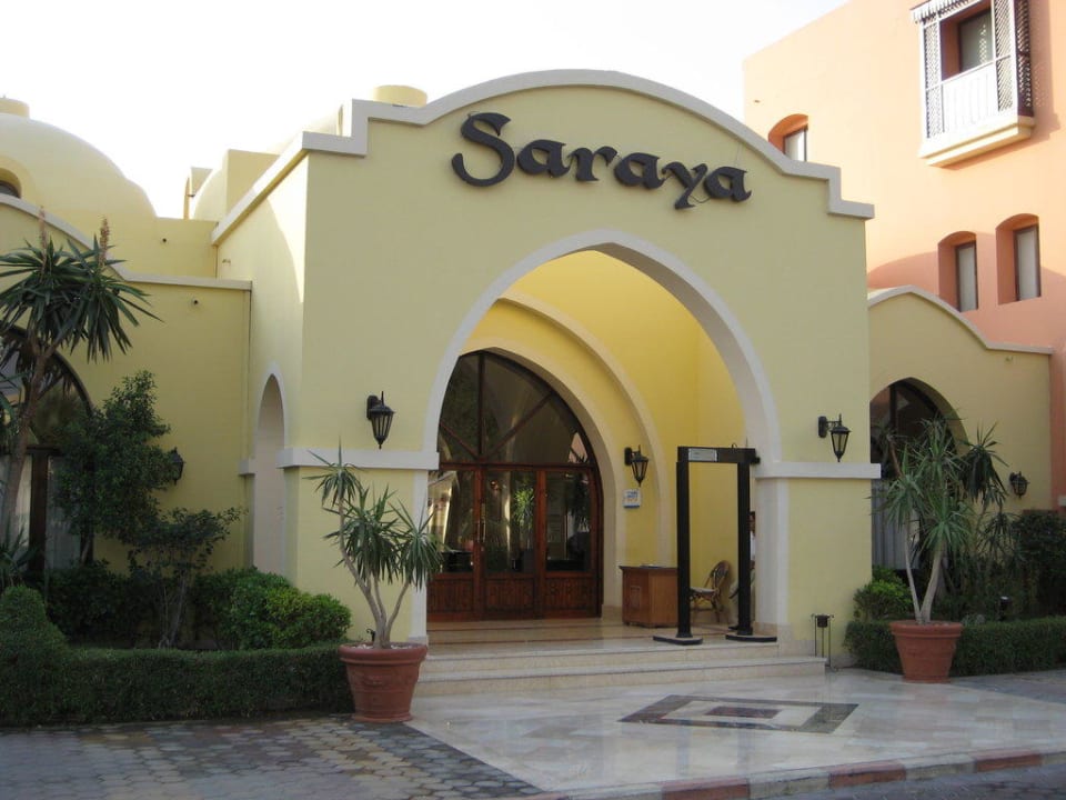 Hoteleingang Jaz Makadi Saraya Resort