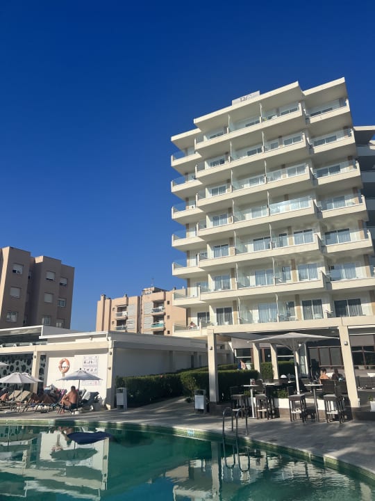 Pool BG Hotel Caballero
