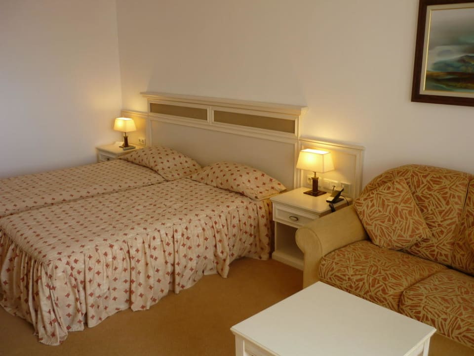 Standard Zimmer Helena Sands