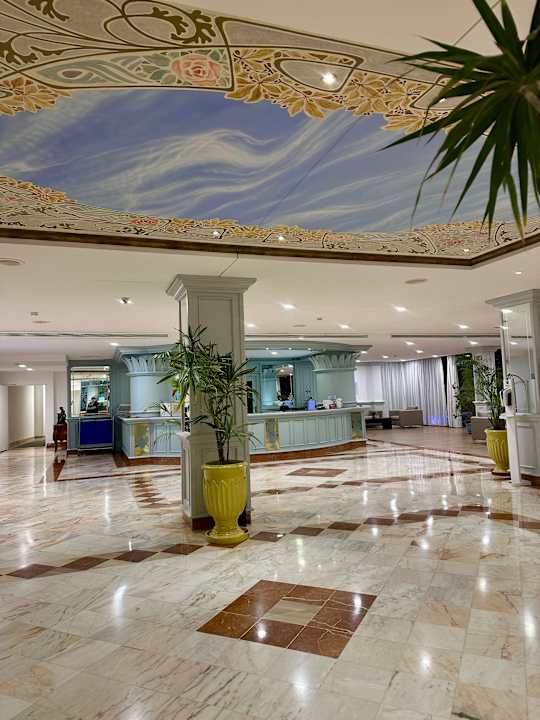 Lobby Grupotel Playa Camp de Mar