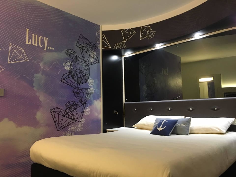 Lucy in the Sky... ibis Styles Liverpool Dale Street