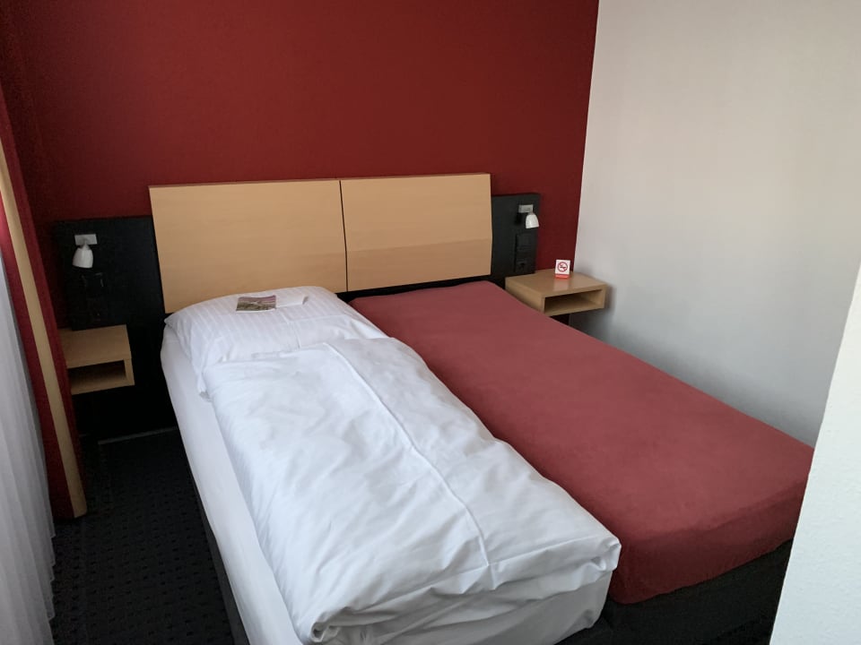 Zimmer Tiemann's Boarding House