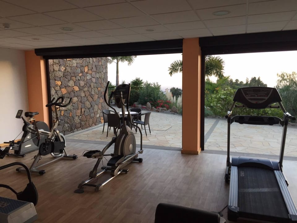 Fitessstudio mit Ausblick Casa León Royal Retreat