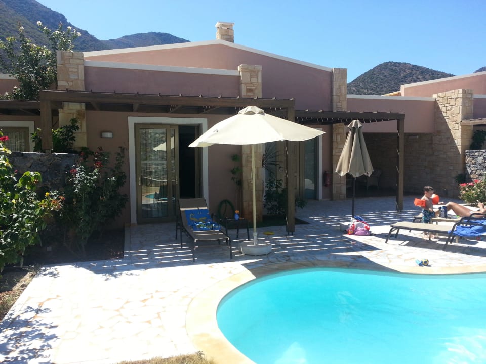 The Green Villa Filion Suites Resort & Spa