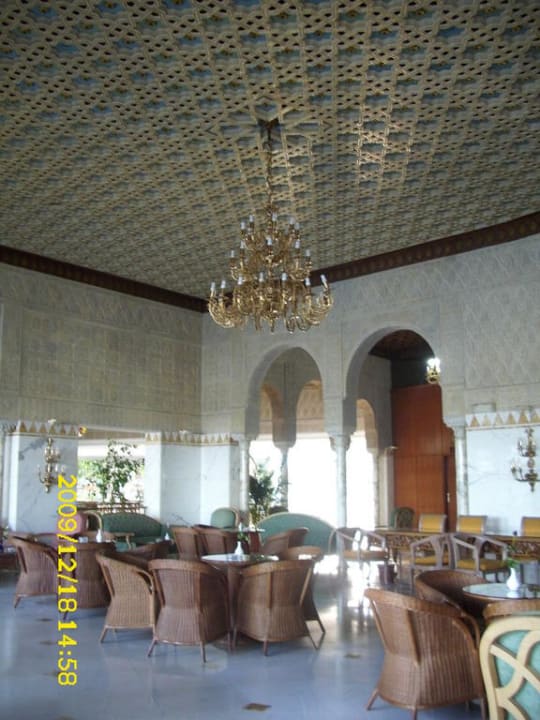 Lobbybereich Hotel JAZ Tour Khalef