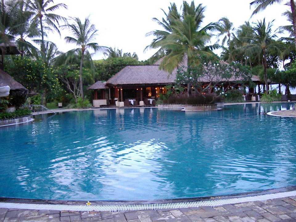 Pool The Laguna A Luxury Collection Resort & Spa