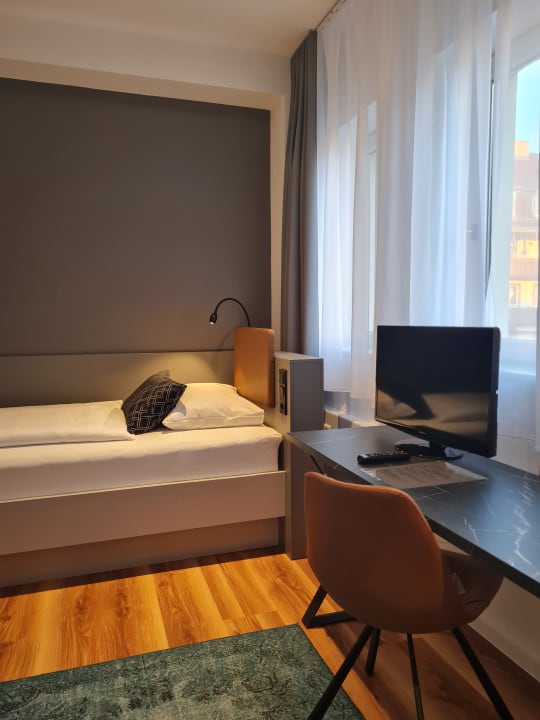 Zimmer Internationales Studierendenhotel Stuttgart