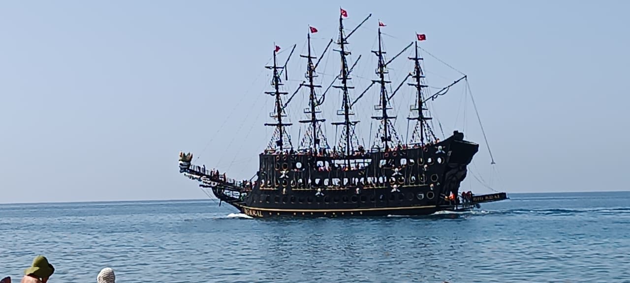 Strand Green Paradise Beach Hotel