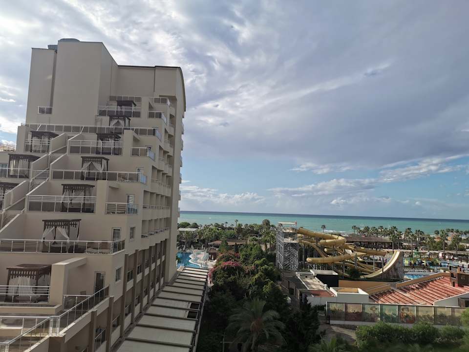 Ausblick Saturn Palace Resort Hotel