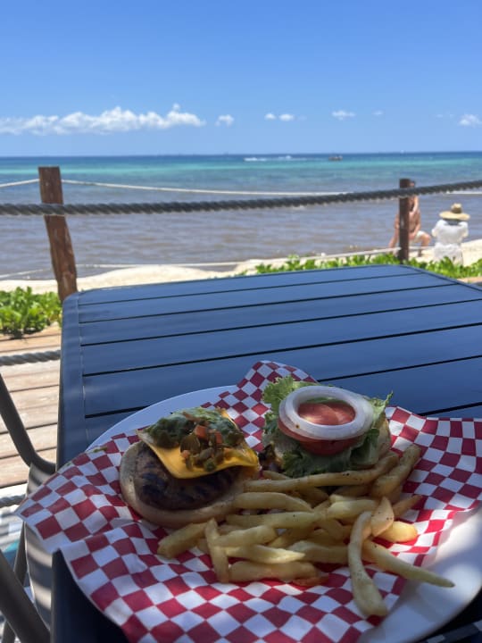 Gastro Ocean Riviera Paradise