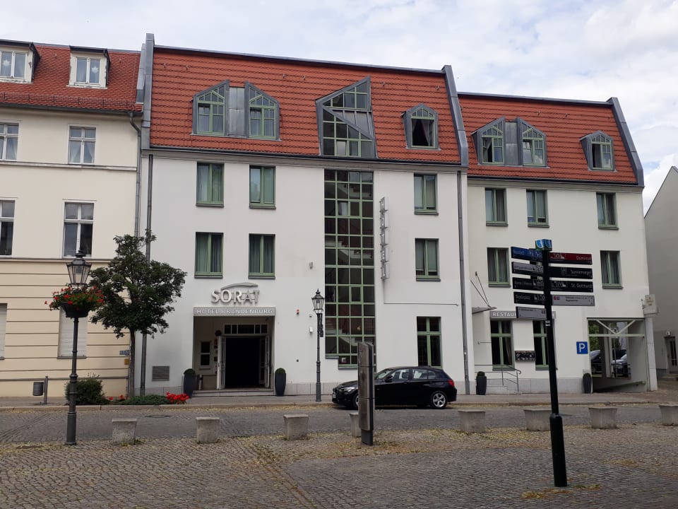 Außenansicht SORAT Hotel Brandenburg
