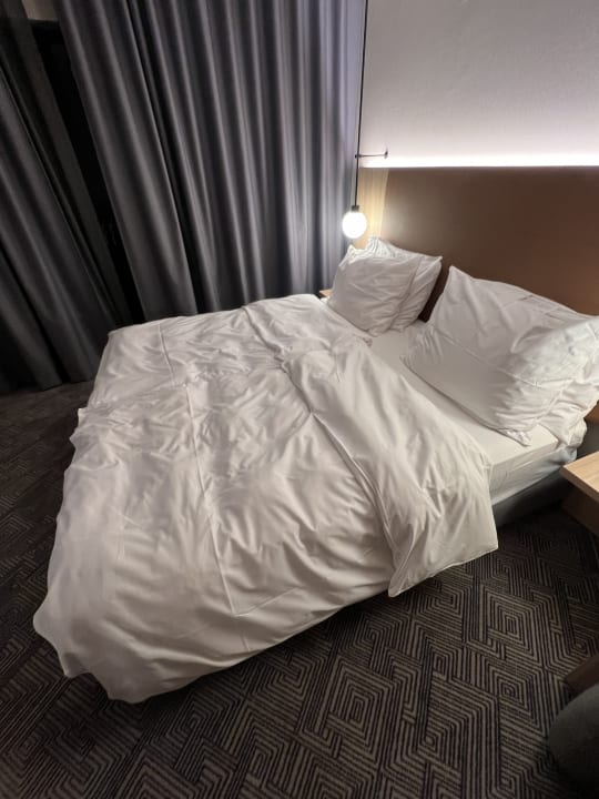 Zimmer Adina Apartment Hotel Dusseldorf