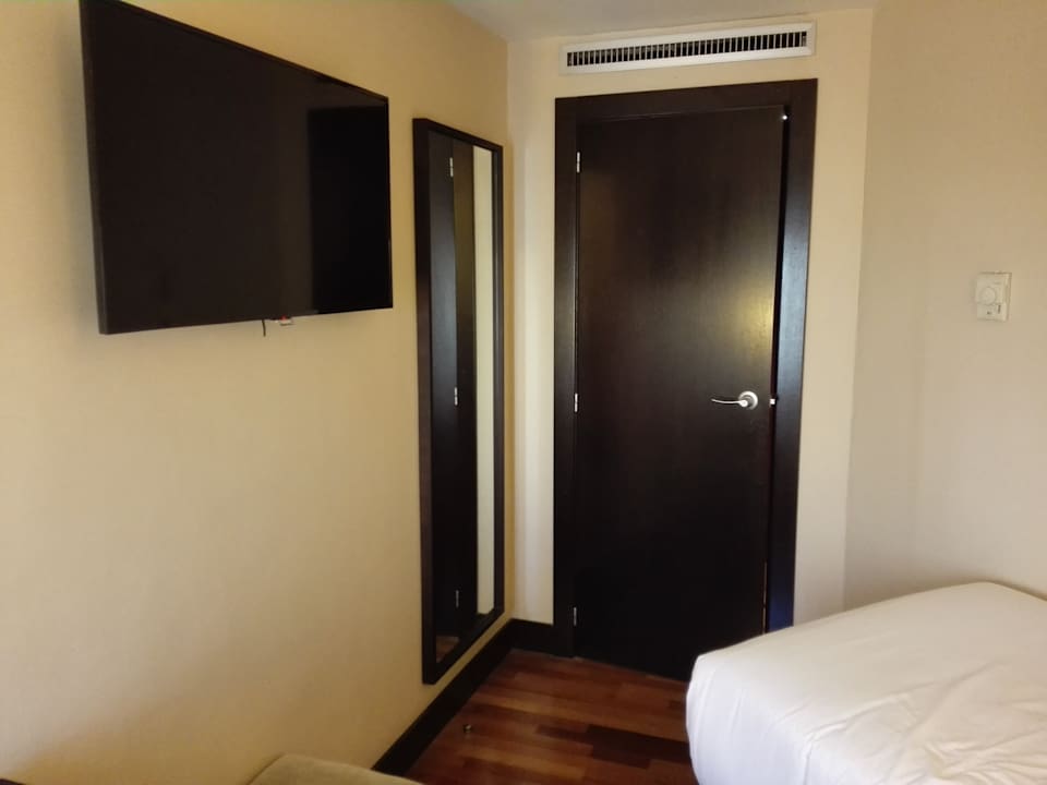 Zimmer NH Madrid Balboa