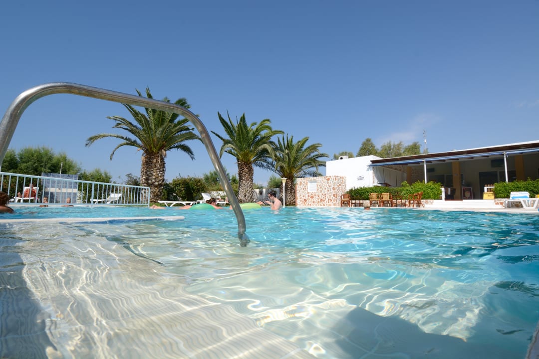 Pool Aslanis Village Hotel