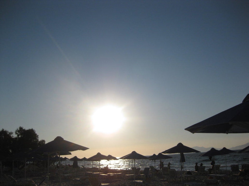 Sonnenuntergang Caravia Beach Hotel