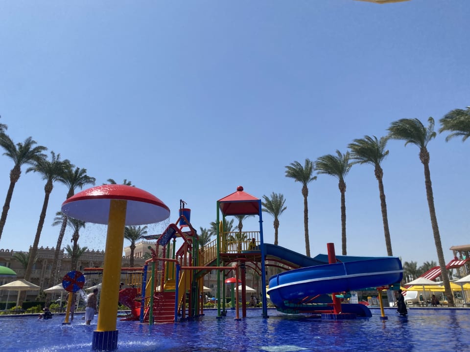 Pool Beach Albatros Resort