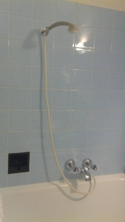 Eine solche Dusche gibt es seit ca.20J. nicht mehr Hotel das MOOSWALD