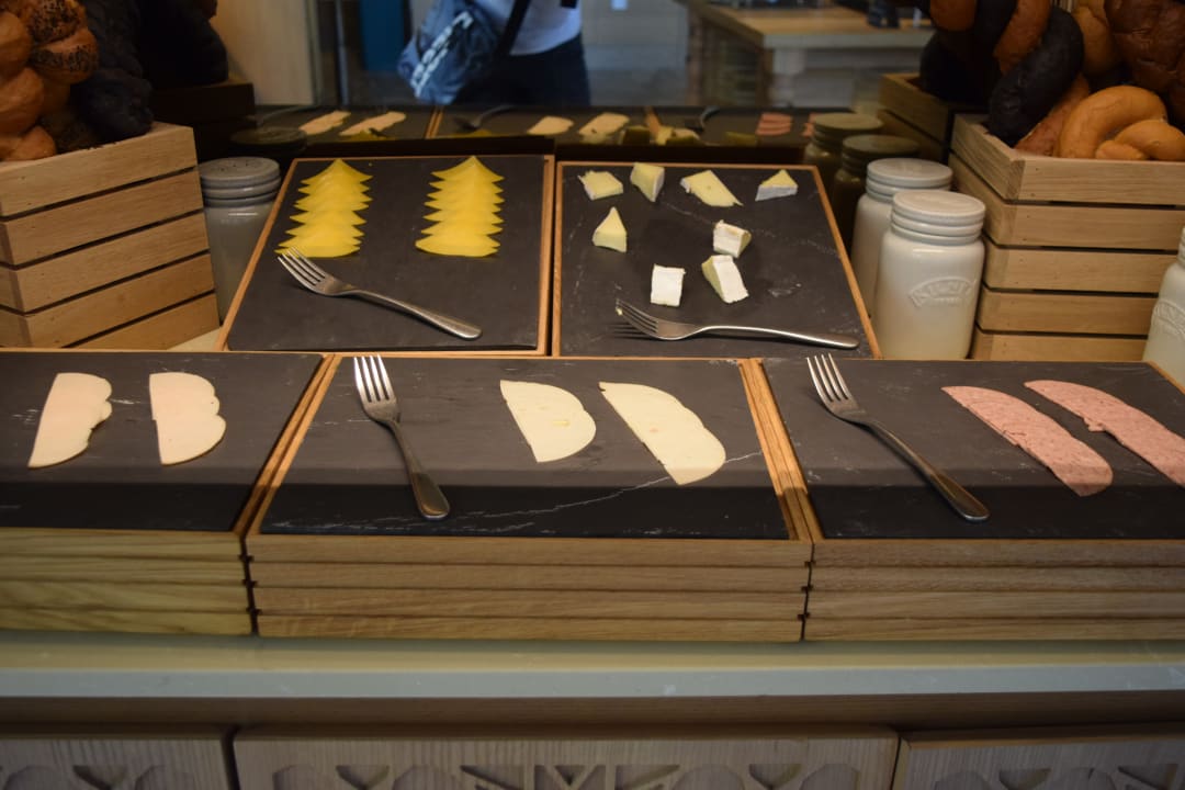 Gastro Hotel Indigo Dubai Downtown by IHG