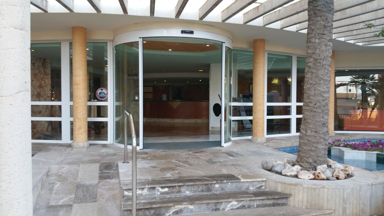 Eingang Smy Portocolom