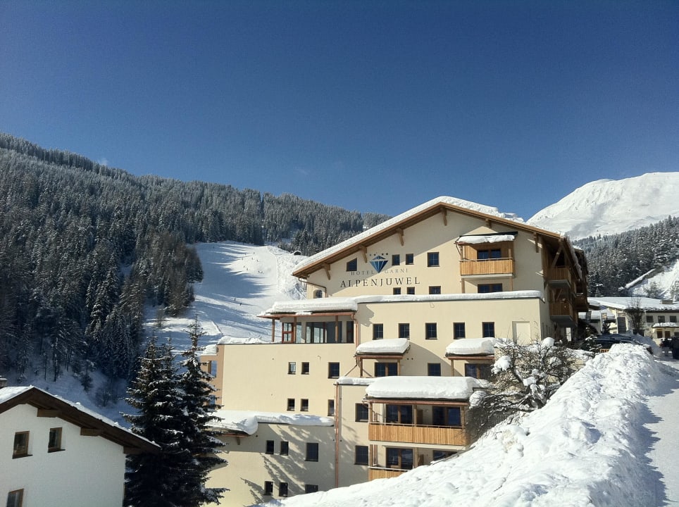 Außenansicht Hotel Garni Alpenjuwel
