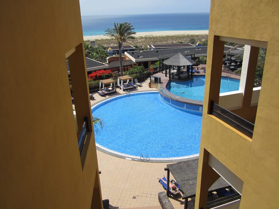 Poolanlage aus dem 3. Stock Occidental Jandía Royal Level - Adults only