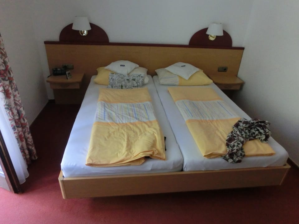 Unser bett Zimmer 3 Gasthof Hösch