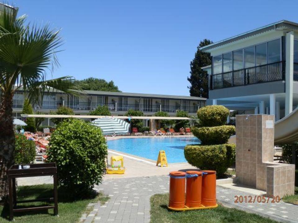 Ansicht von Liegewiese aus Sun Club Hotel