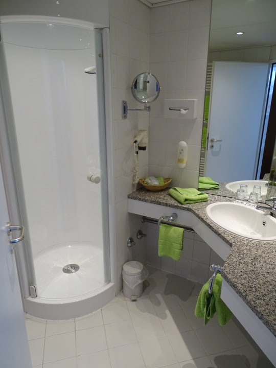 Zimmer H+ Hotel Erfurt