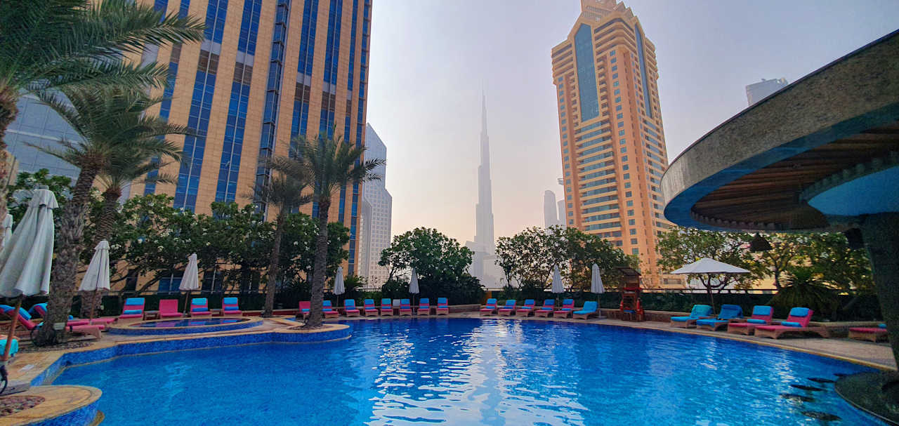 Pool Shangri-La Hotel Dubai