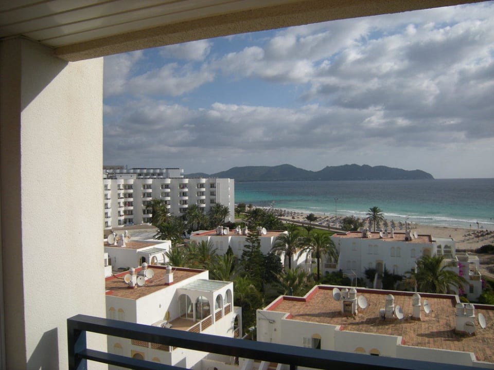 Ausblick vom Balkon Hipotels Bahia Grande