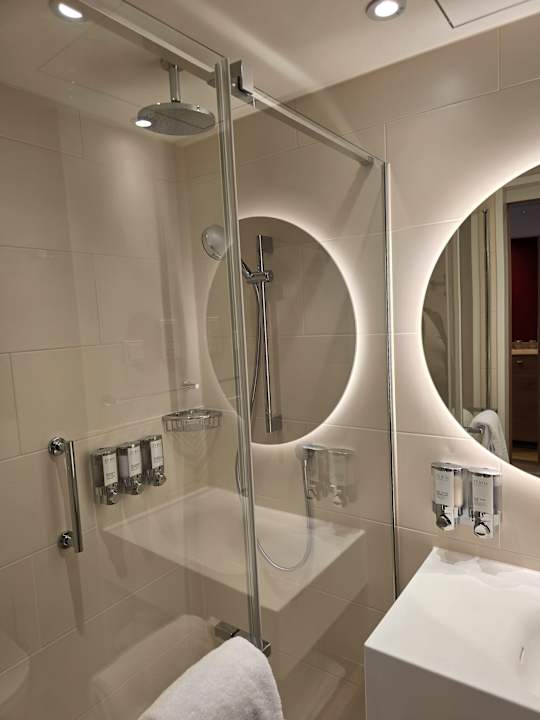 Zimmer Hampton By Hilton Dresden City Centre