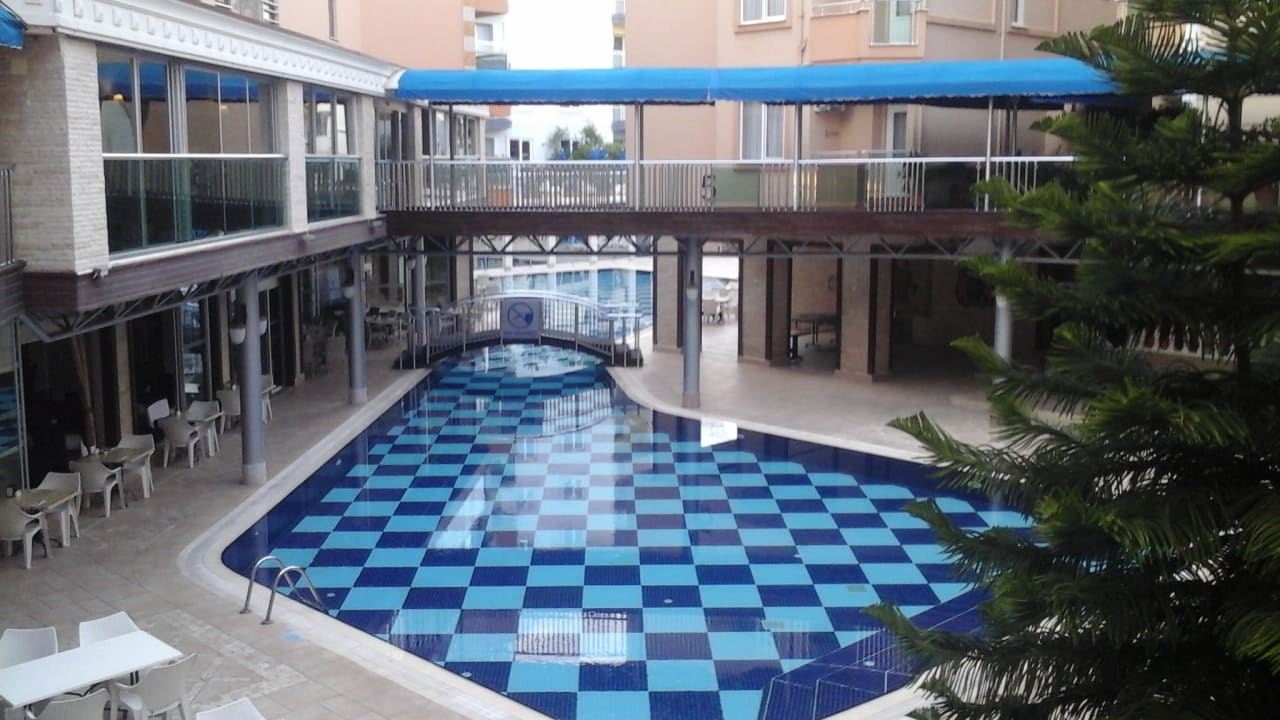 Pool Tac Premier Hotel & Spa