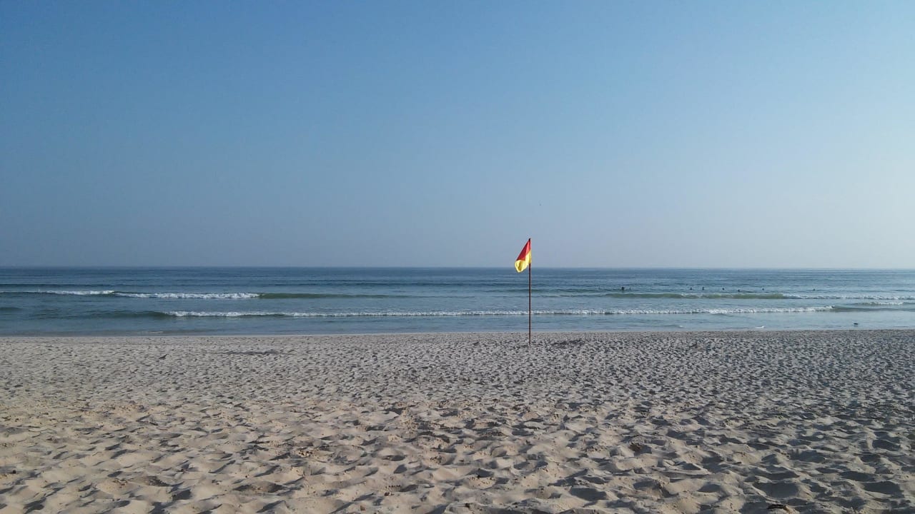 Wunderschöner weißer Sandstrand Salalah Rotana Resort