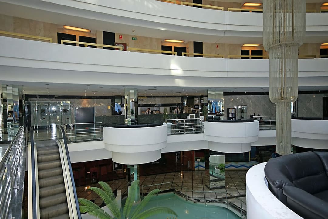 Lobby Mediterranean Palace Hotel