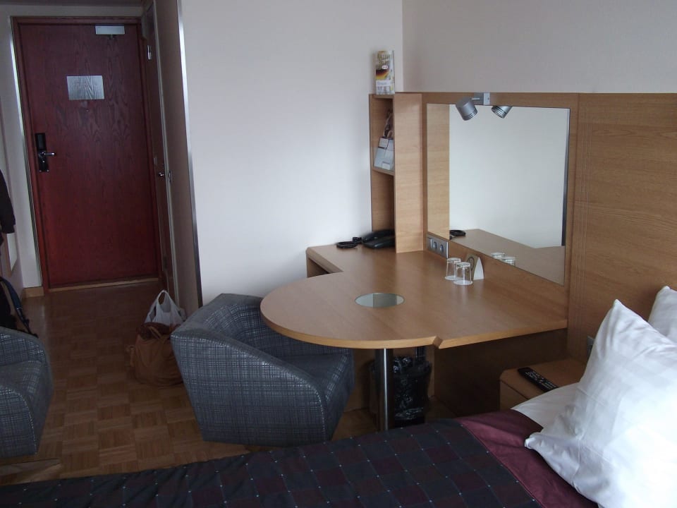 Столик Sokos Hotel Viru