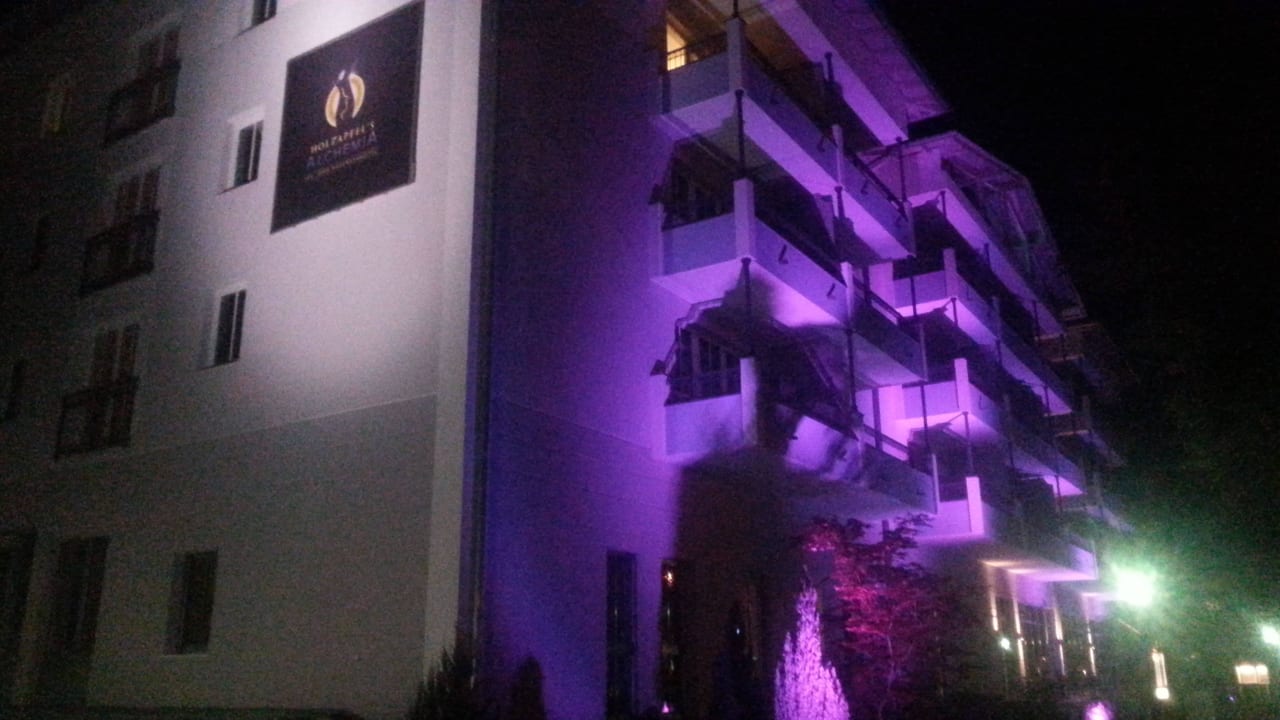 Nachtansicht Hotel Holzapfel