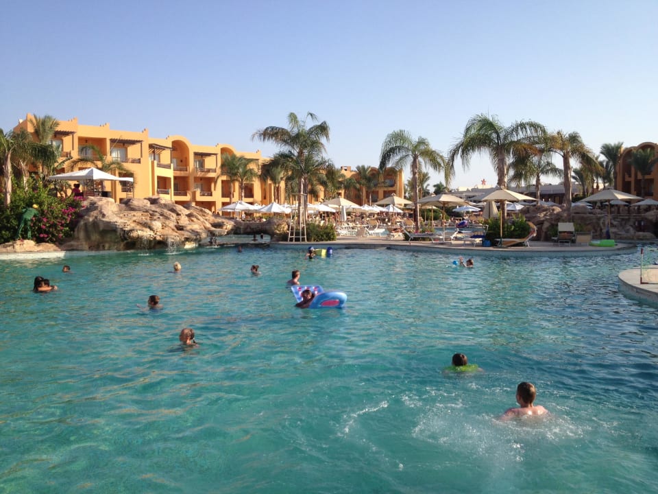 Sehr grosser Pool, herrlich Stella Beach Resort & Spa Makadi Bay