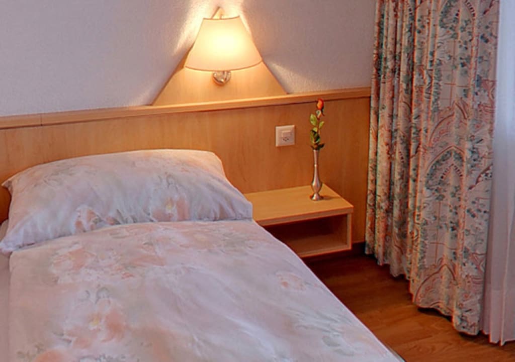 Zimmer Hotel Eden No. 7