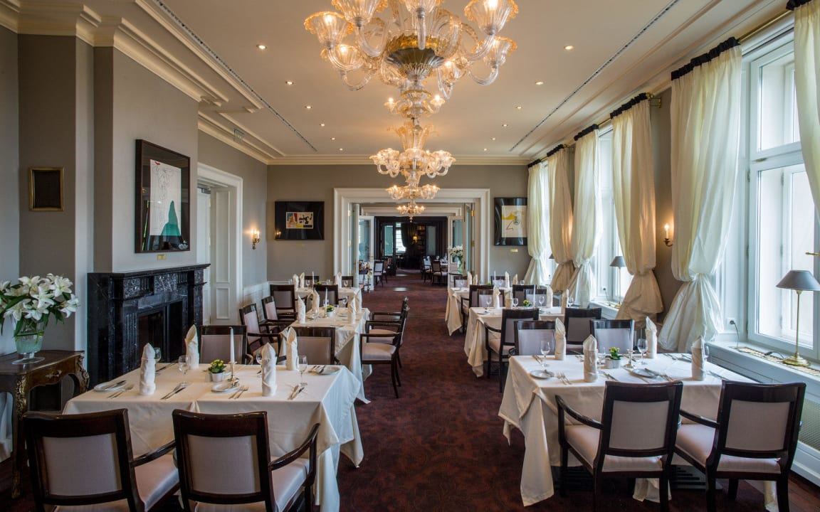 Restaurant - capacity up to 50 sitting places Le Palais Art Hotel
